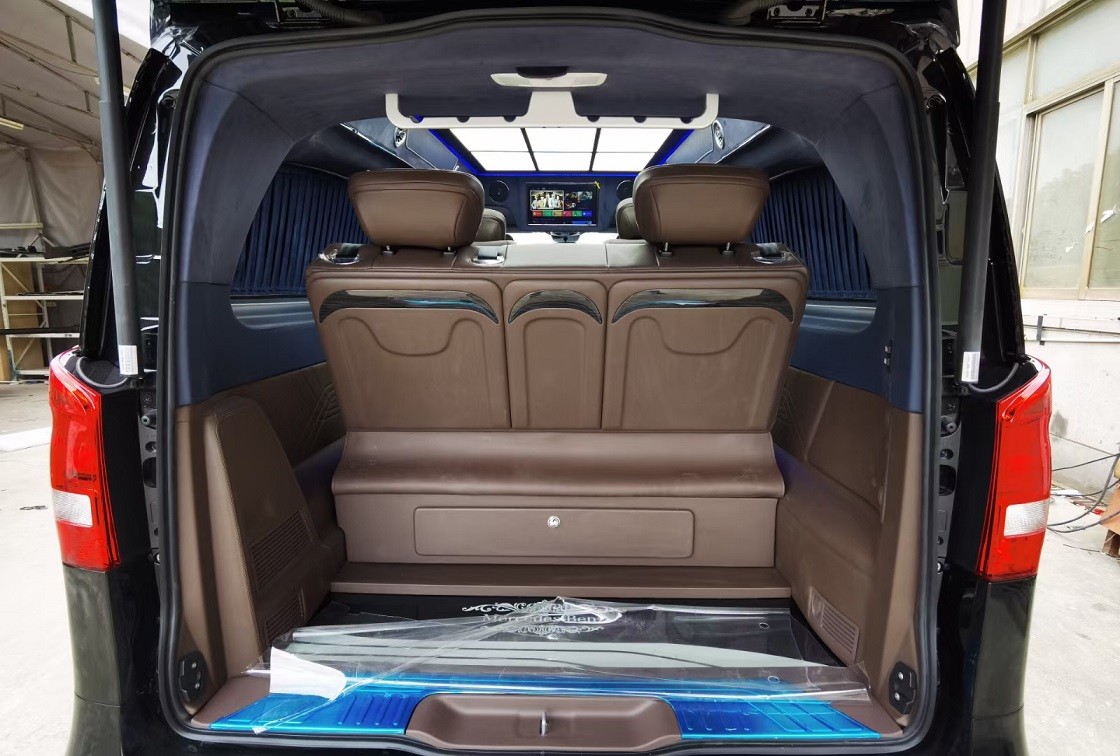 {體育投注}(迈巴赫7座商务车多少钱)