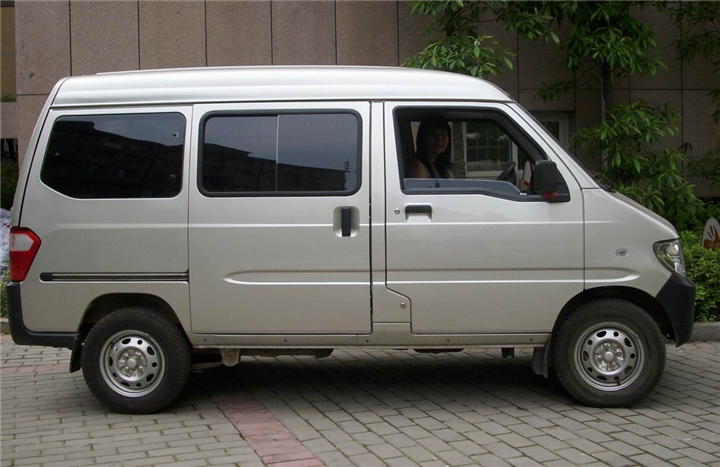 {21點}(新能源面包车租车平台)