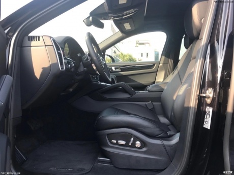 {賭波}(保时捷2020卡宴最新款蓝色)